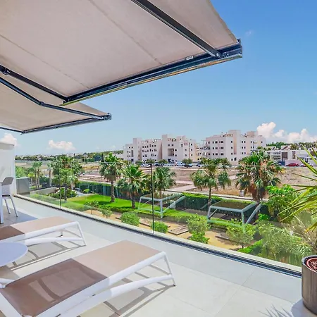 3 Bedroom Stunning In *